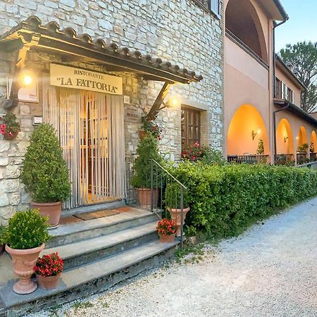 Hotel La Fattoria San Giovanni Di Baiano Екстериор снимка