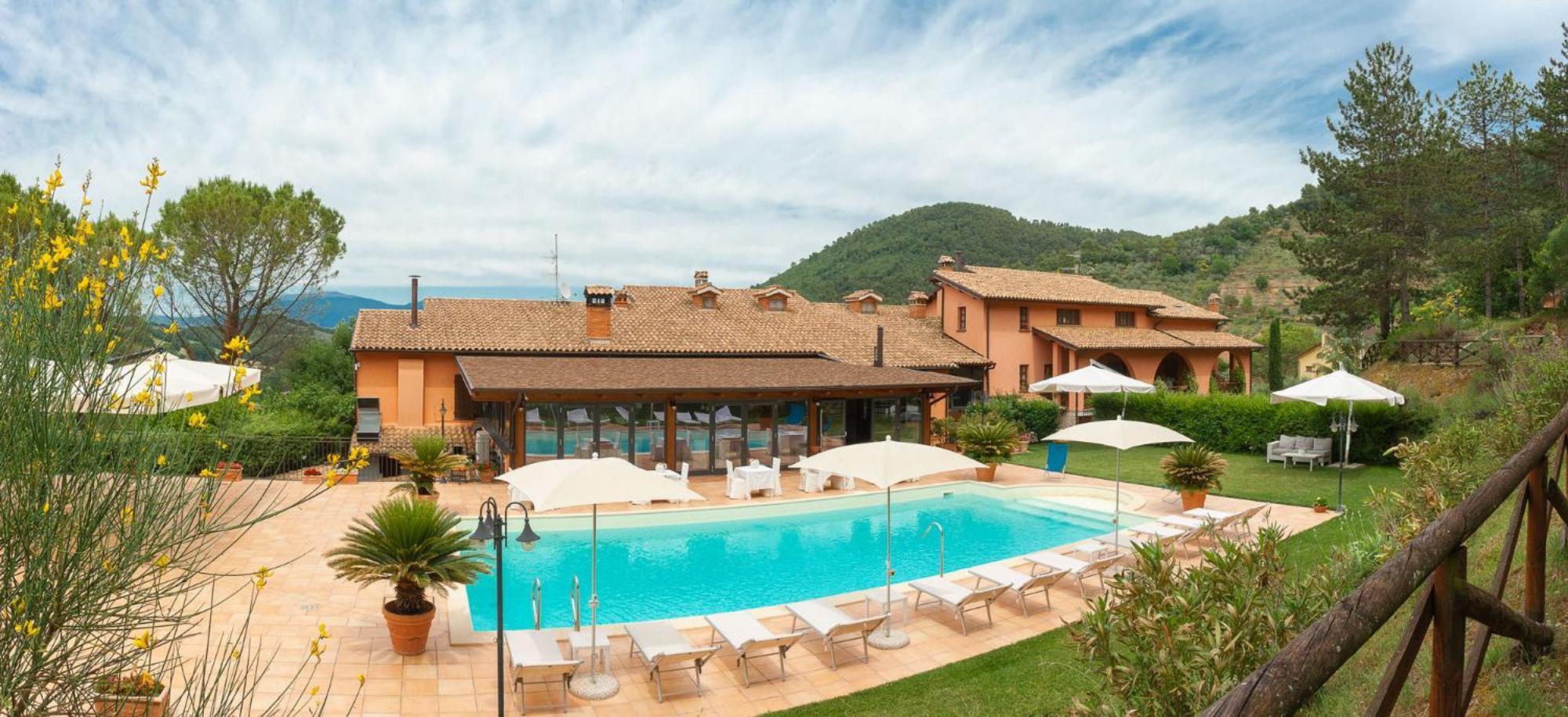 Hotel La Fattoria San Giovanni Di Baiano Екстериор снимка