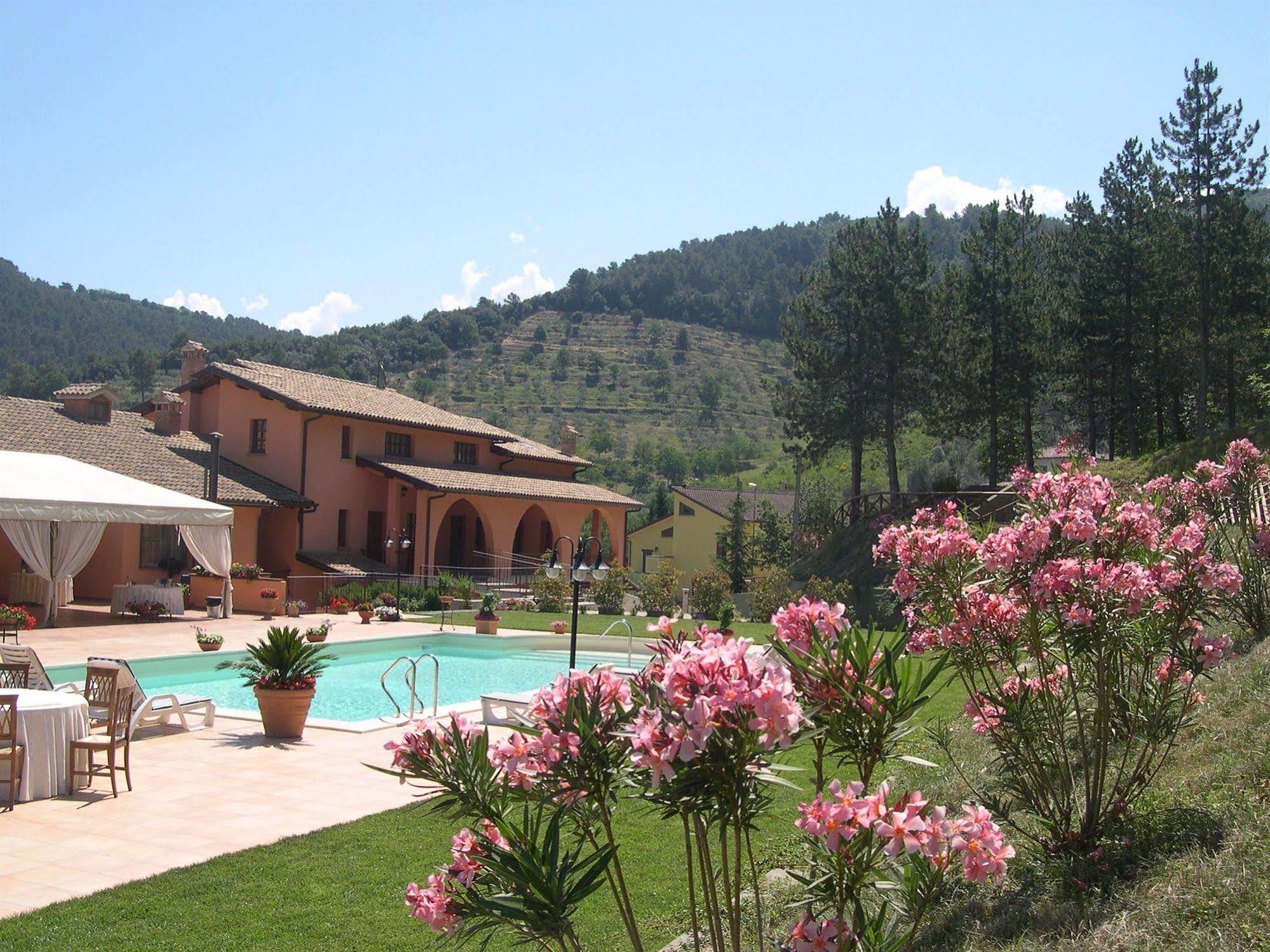 Hotel La Fattoria San Giovanni Di Baiano Екстериор снимка